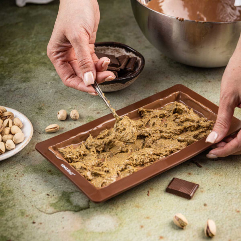 FORMA SILIKONOWA DO CZEKOLADY DUBAJSKIEJ KINGHOFF KH-1945