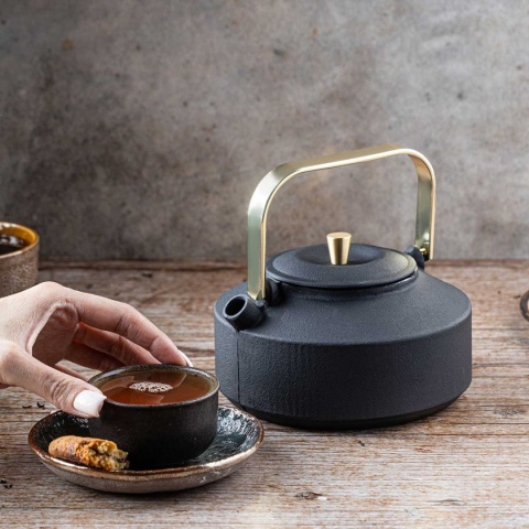 ZAPARZACZ ŻELIWNY IMBRYK 1L Z FILTREM KINGHOFF KH-1935