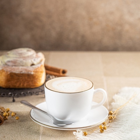 ZESTAW KAWOWY 6 FILIŻANEK ZE SPODECZKAMI KINGHOFF OPAL KH-1929