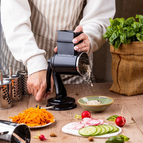 MASZYNKA TARKA BĘBNOWA DO TARCIA OWARZYW ORZECHÓW SERA KINGHOFF KH-1951