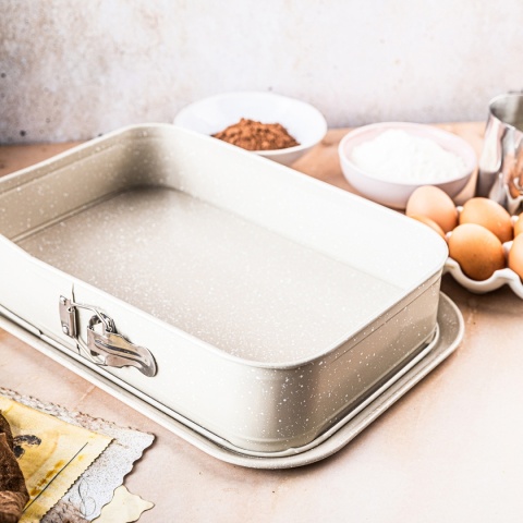 FORMA BLACHA PROSTOKĄTNA ROZPINANA DO CIASTA 39x27cm KINGHOFF KH-1978