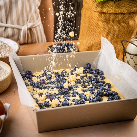 FORMA BLACHA KWADRATOWA DO CIASTA 24x24cm KINGHOFF KH-1974