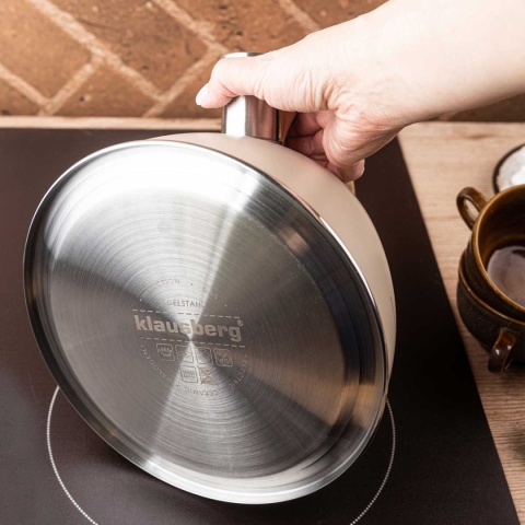 CZAJNIK STALOWY Z GWIZDKIEM 2,5L KLAUSBERG KB-7954