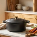 EMALIOWANY GARNEK ŻELIWNY 24cm 4L HAGE CZARNY MAT